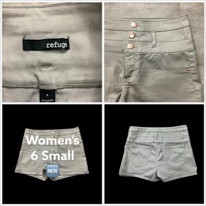 Women's Refuge 6 Small Tan Khakis Chino Jeans Shorts 3 Button Waist Stretch NWOT